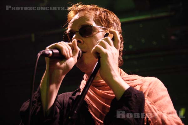 LEGENDARY PINK DOTS - 2005-10-14 - BAGNOLET - L'Echangeur - 